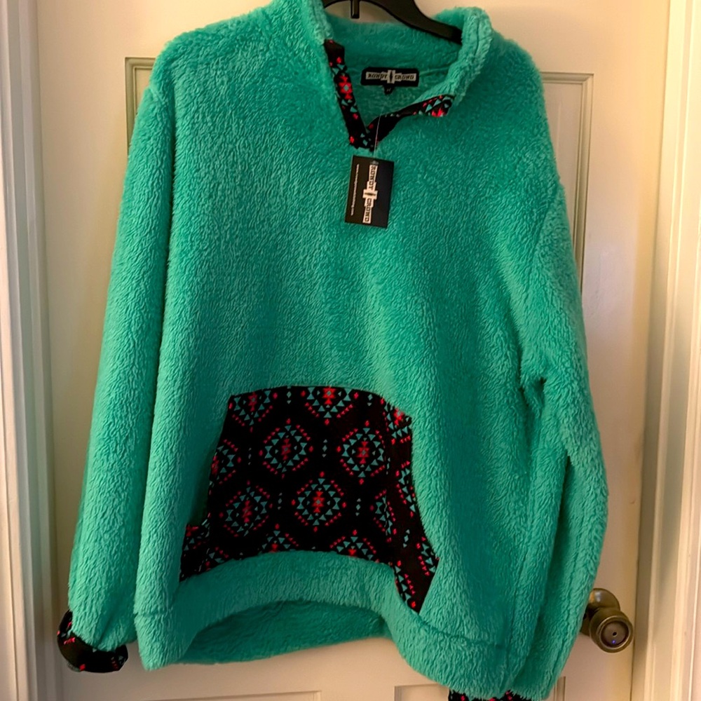 Rowdy crowd pullover Sherpa